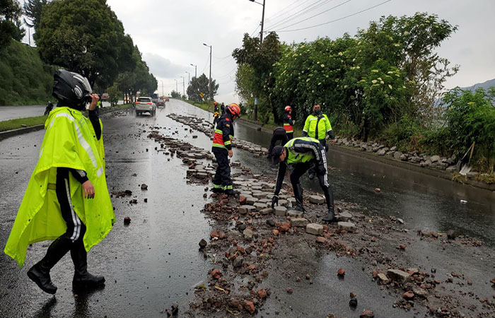 Granizada inundaciones carros dañados por fuerte aguacero en el