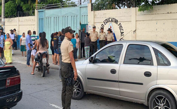 La narcocultura está presente en 29 colegios de Guayaquil dice el