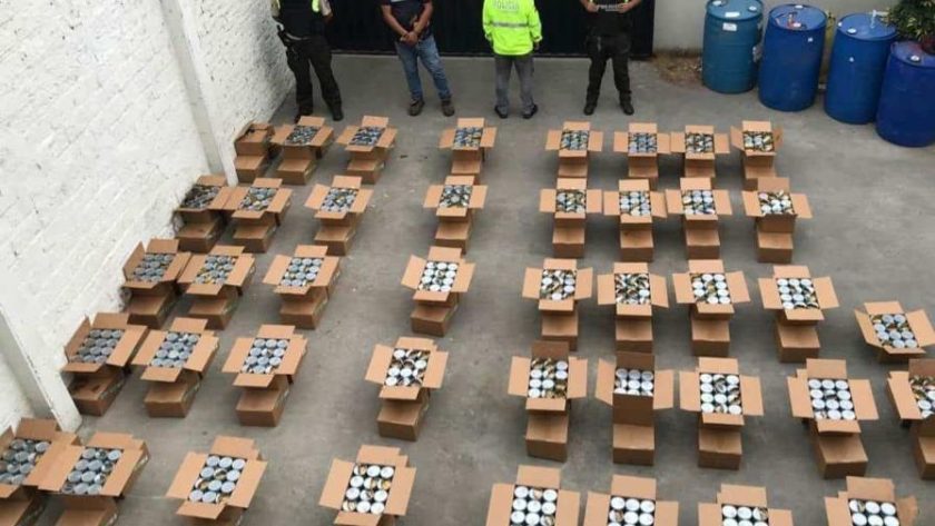 La policía decomisa más de 1 5 toneladas de cocaína en Ecuador