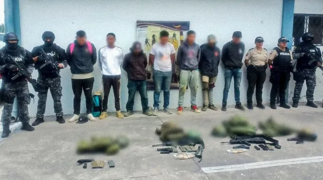 Operativo contra minería ilegal Ecuador 221