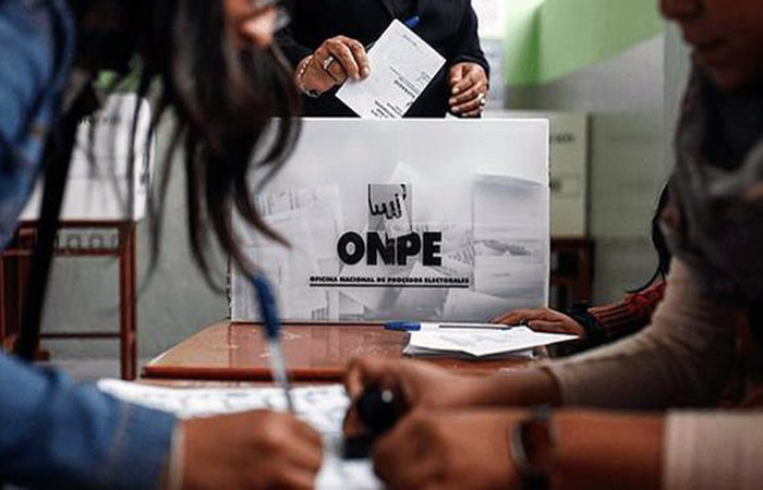 la-eleccion-mas-importante-del-siglo-ecuador221.com_.ec_ La elección más importante del siglo