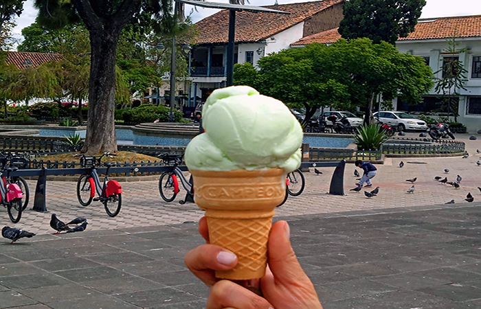 los-helados-de-la-tienda-siguen-vigentes-en-cuenca-ecuador221.com_ Los helados de “La Tienda” siguen vigentes en Cuenca