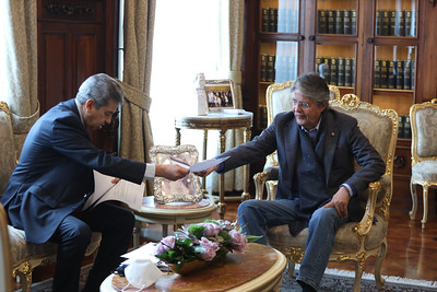 Rafael-Davila Presidente Guillermo Lasso se reunió con prefectos de Loja y Guayas