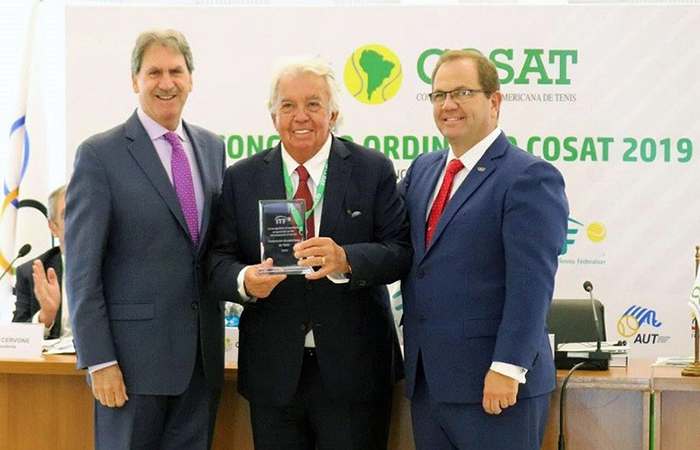 ecuador 221 danilo-carrera-se-postula-a-la-presidencia-del-comite-olimpico-ecuatoriano-ecuador221.com_ Danilo Carrera se postula a la presidencia del Comité Olímpico Ecuatoriano