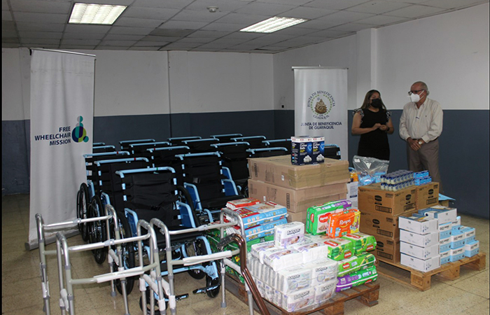 junta-de-beneficencia-entrega-insumos-medicos-en-canton-las-naves-ecuador221.com_ Junta de Beneficencia entrega insumos médicos en cantón Las Naves