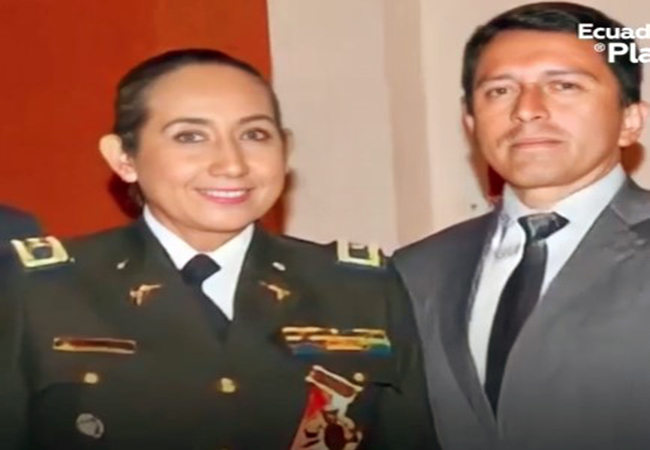 lasso-firmo-decreto-de-ascenso-de-cuatro-coroneles-de-la-policia-ecuador221.com_ Lasso firmó decreto de ascenso de cuatro coroneles de la Policía