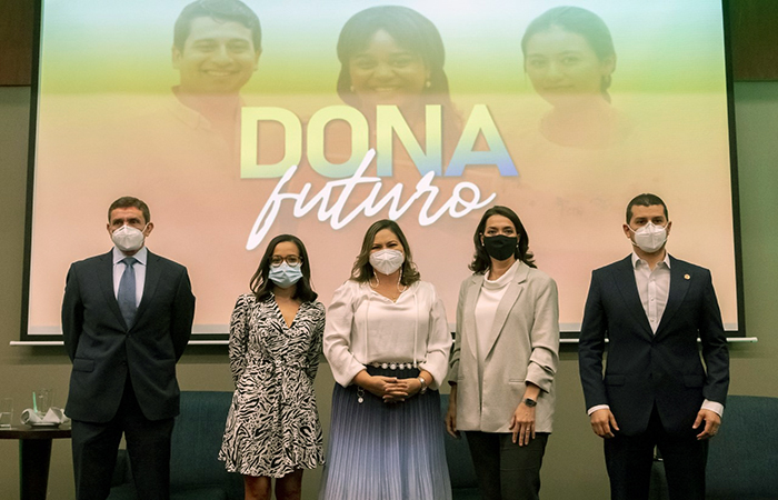 dona-futuro-programa-de-ayuda-a-jovenes-vulnerables-de-la-espol-ecuador221.com_.ec- Dona Futuro, programa de ayuda a jóvenes vulnerables de la ESPOL