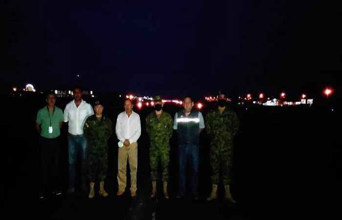 en-el-aeropuerto-rio-amazonas-se-realizo-simulacion-de-vuelo-nocturno-ecuador221.com_ En el aeropuerto Río Amazonas se realizó simulación de vuelo