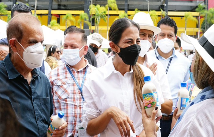 feria-encontremonos-por-el-agro-reactiva-a-productores-del-guayas-ecuador221.com_ “Feria Encontrémonos por el Agro” reactiva a productores del Guayas