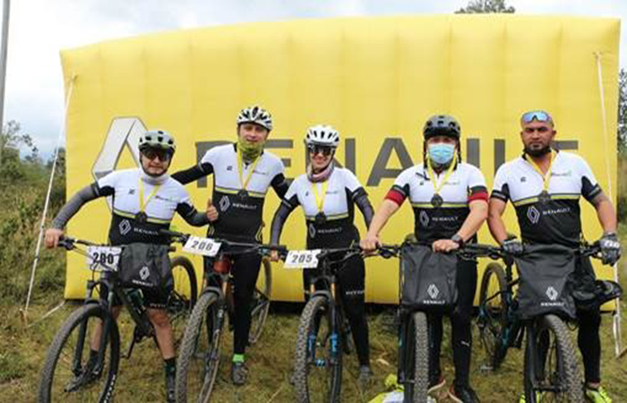 ecuador 221 renault-premia-a-ganadores-del-ride-sierraloma-duster-2021-ecuador221.com_ Renault premia a ganadores del Ride Sierraloma Duster 2021