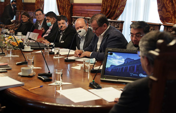 gobierno-entrega-propuestas-de-focalizacion-y-compensaciones-a-los-transportistas-ecuador221.com_.ec_ Gobierno entrega propuestas de focalización y compensaciones a los transportistas