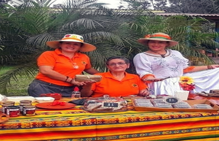 vasija-de-barro-un-emprendimiento-de-la-mujer-rural-hecho-realidad-ecuador221.com_.ec_ Vasija de Barro: un emprendimiento de la mujer rural hecho realidad