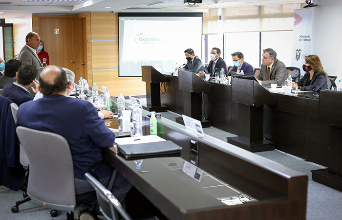 consejo-de-trabajo-realizo-la-primera-sesion-para-fijar-el-salario-del-2022-ecuador221.com_.ec_ Consejo de Trabajo realizó la primera sesión para fijar el salario del 2022