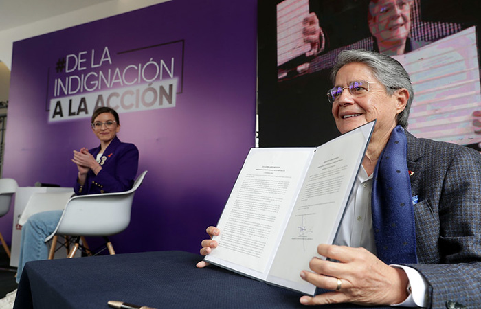 de-la-indignacion-a-la-accion-una-campana-para-eliminar-la-violencia-contra-la-mujer-ecuador221.com_.ec_ ¡De la indignación a la Acción!, una compaña para eliminar la violencia contra la mujer