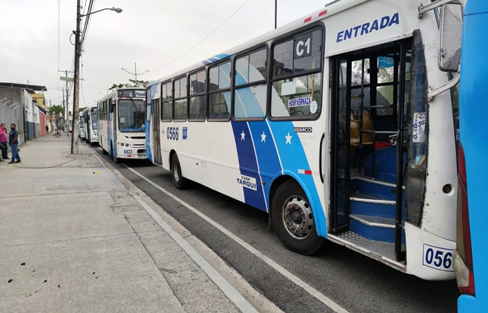 guayaquil-la-mitad-de-los-buses-urbanos-continuaran-paralizados-ecuador221.com_.ec_ Guayaquil: La mitad de los buses urbanos continuarán paralizados