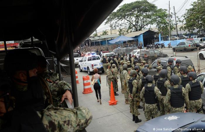 militares-seguiran-en-el-control-externo-de-las-carceles-del-pais-ecuador221.com_.ec_ Militares seguirán en el control externo de las cárceles del país