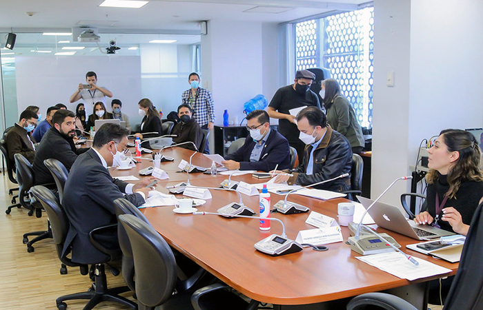 ecuador 221 proyecto-de-ley-que-defiende-derechos-de-clientes-del-sistema-financiero-listo-para-votacion-ecuador221.com_.ec_ Proyecto de Ley que defiende derechos de clientes del sistema financiero, listo para votación