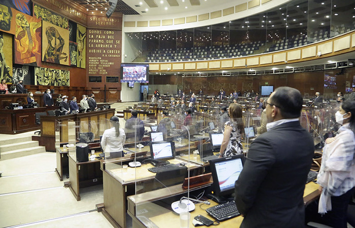 un-largo-camino-tienen-los´-asambleistas-para-derogar-la-ley-tributaria-ecuador221.com_.ec_ Un largo camino tienen los asambleístas para derogar la Ley Tributaria