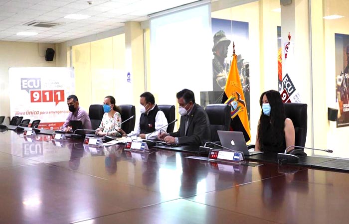 pese-a-reclamos-de-los-maestros-coe-nacional-autoriza-clases-presenciales-ecuador221.com_.ec_ Pese a reclamos de los maestros, COE Nacional autoriza clases presenciales