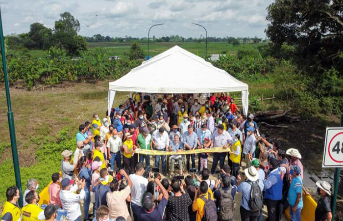 prefectura-de-los-rios-entrego-dos-puentes-en-vinces-y-babahoyo-ecuador221.com_.ec_ Prefectura de Los Ríos entregó dos puentes en Vinces y Babahoyo