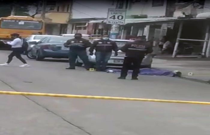 ecuador 221 un-delincuente-murio-al-intentar-robar-a-tres-policias-de-civil-ecuador221.com_.ec_ Un delincuente murió al intentar robar a tres policías de civil