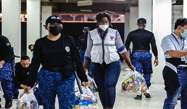 Guayaqquil-envia-ayuda-humanitaria Guayaquil envió ayuda a Quito y otros cantones afectados por el invierno