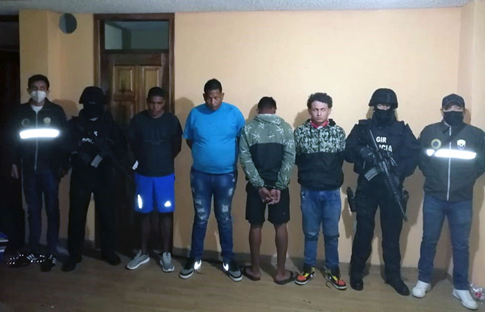 policia-captura-a-integrantes-de-banda-delictiva-en-quito-ecuador221.com_.ec_ Policía captura a integrantes de banda delictiva que operaba en Quito