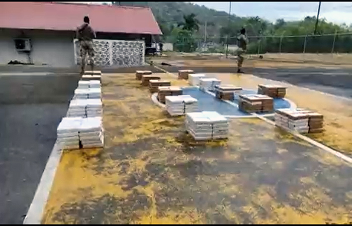 decomisan-570-paquetes-de-cocaina-en-contenedor-que-partio-de-ecuador-hacia-belgica-ecuador221.com_.ec_ Decomisan 570 paquetes de cocaína en contenedor que partió de Ecuador hacia Bélgica