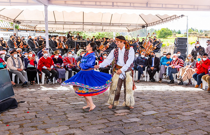 en-colta-se-puso-en-marcha-la-segunda-fase-de-teatro-del-barrio-ecuador221.com_.ec_ En Colta se puso en marcha la segunda fase de Teatro del Barrio