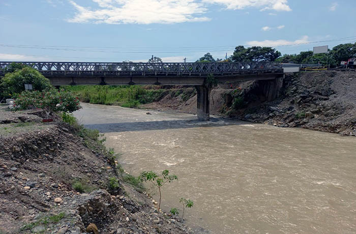 un-puente-bailey-habilita-la-conectividad-entre-guayaquil-y-machala-ecuador221.com_.e Un puente Bailey habilita la conectividad entre Guayaquil y Machala