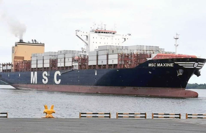 buque-maxime-llevara-1343-contenedores-de-banano-ecuatoriano-al-mundo-ecuador221.com_.ec_ Buque Maxime llevará 1343 contenedores de banano ecuatoriano al mundo