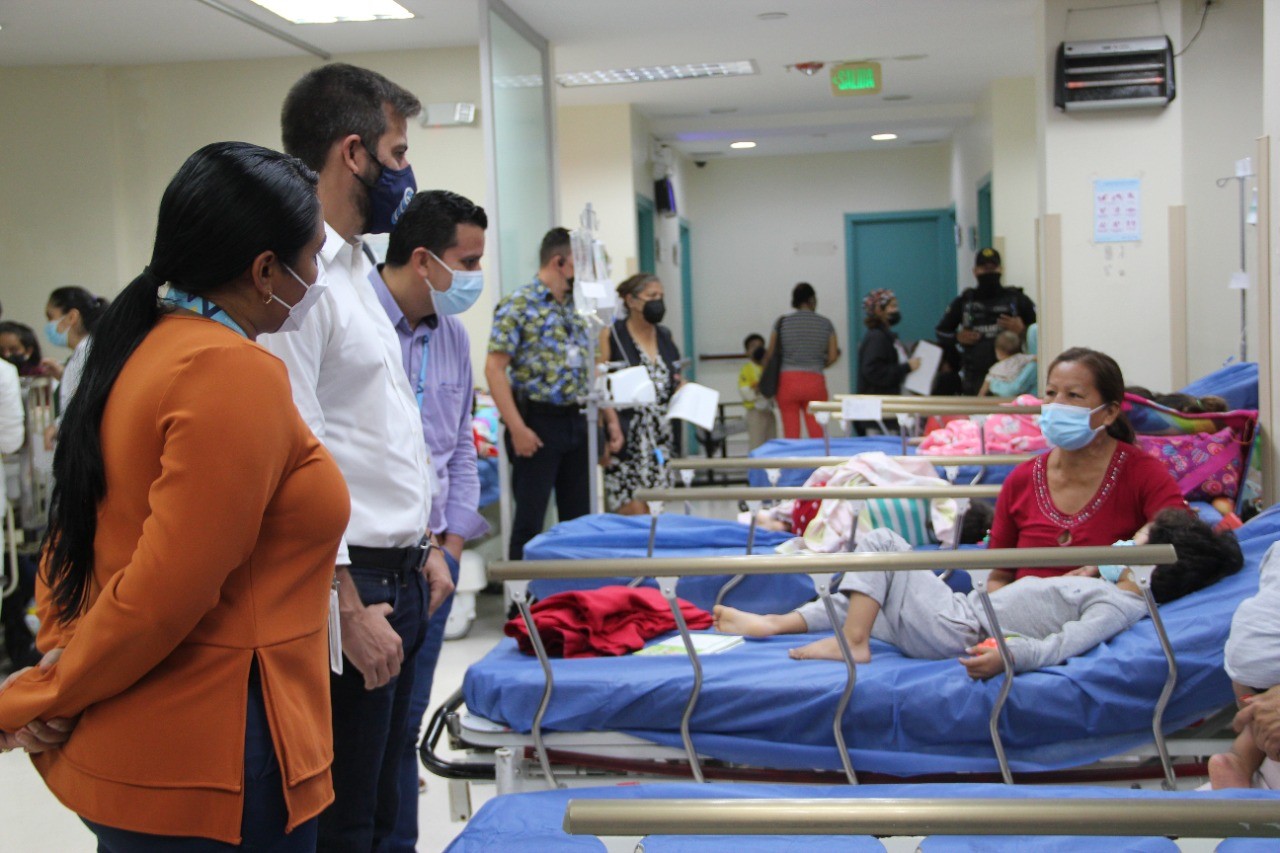ecuador 221 directivos-del-hospital-del-nino-fueron-desvinculados-por-falta-de-farmacos-ecuador221.com_.ec_ Directivos del hospital del Niño fueron desvinculados por falta de fármacos