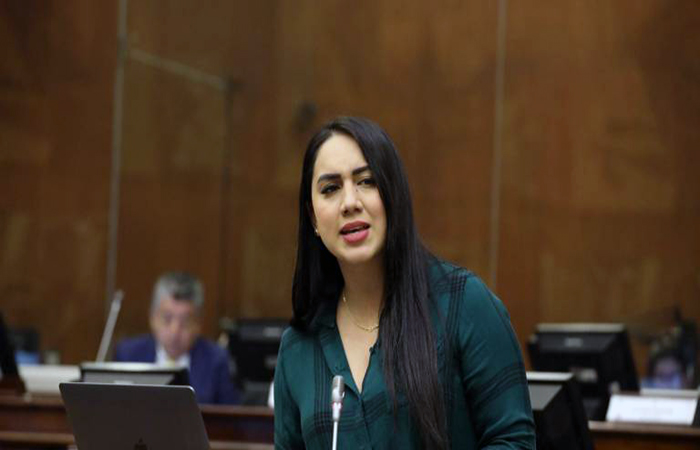 expulsan-a-johana-moreira-de-la-izquierda-democratica-ecuador221.com_.ec_ Expulsan a Johana Moreira de la Izquierda Democrática