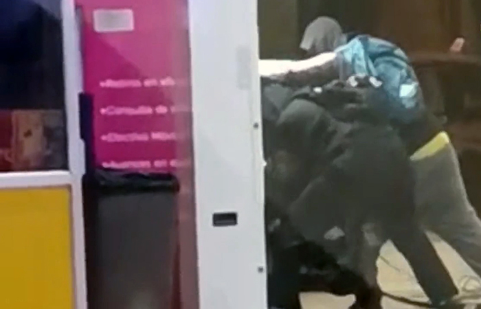 intentaron-robar-cajero-automatico-de-la-terminal-terrestre-de-quevedo-ecuador221.com_.ec_ Intentaron robar cajero automático de la Terminal Terrestre de Quevedo