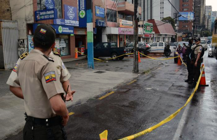 ecuador 221 un-agente-penitenciario-fue-baleado-esta-tarde-en-quito-ecuador221.com_.ec_ Un agente penitenciario fue baleado esta tarde en Quito