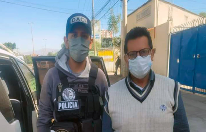 detenido-el-lider-universitario-boliviano-que-lleva-33-anos-sin-graduarse-ecuador221.com_.ec_ Detenido el líder universitario boliviano que lleva 33 años sin graduarse