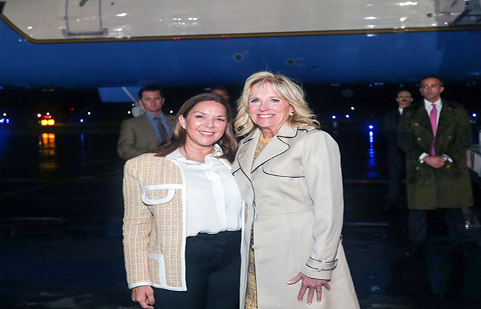 la-primera-dama-de-estados-unidos-jill-biden-llego-anoche-a-quito-ecuador221.com_.ec_ La primera dama de Estados Unidos, Jill Biden, llegó anoche a Quito