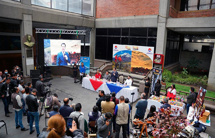 chimborazo-celebra-los-198-anos-de-provincializacion-con-eventos-culturales-y-artisticos-ecuador221.com_.ec_ Chimborazo celebra los 198 años de provincialización con eventos culturales