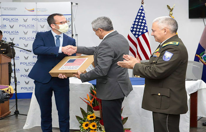 el-alto-mando-de-la-policia-sera-sometido-a-la-prueba-del-poligrafo-ecuador221.com_.ec- El Alto Mando de la Policía será sometido a la prueba del polígrafo