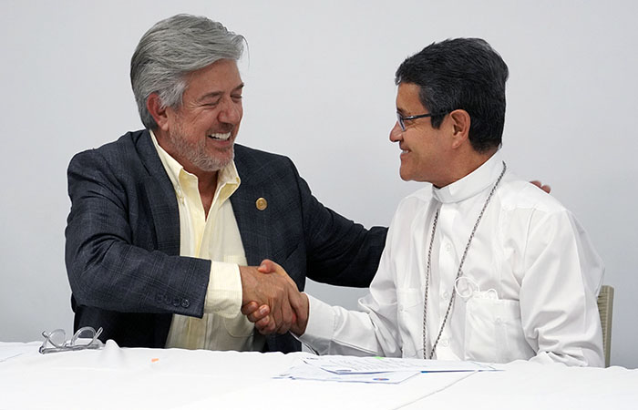 ecuador 221 instituciones-firman-convenio-de-atencion-a-jovenes-con-problemas-de-adiccion-ecuador221.com_.ec_ Instituciones firman convenio de atención a jóvenes con problemas de adicción