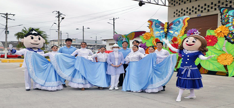 desfile-nautico El desfile náutico vuelve al río Guayas después de dos años