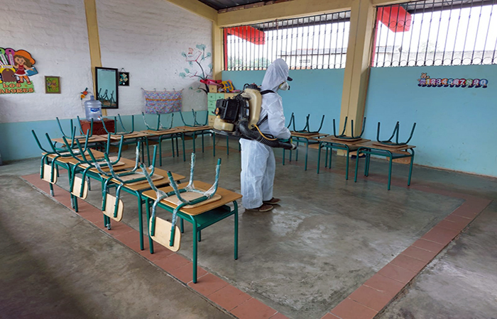 ecuador 221 en-huaquillas-se-articulo-la-fumigacion-de-31-unidades-educativas-ecuador221.com_.ec_ En Huaquillas se articuló la fumigación de 31 unidades educativas
