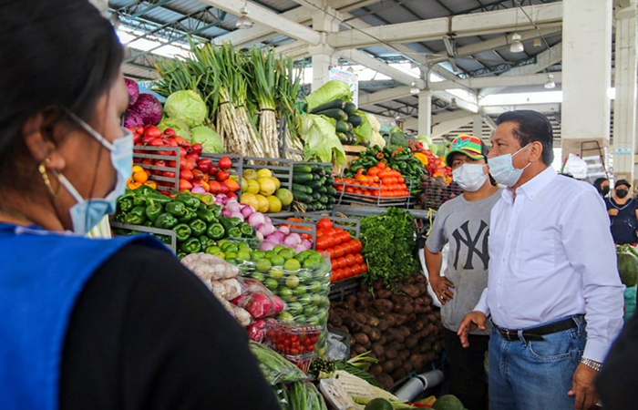 gobernador-realizo-operativos-de-precios-en-mercados-del-sur-de-guayaquil-ecuador221.com_.ec_ Gobernador realizó operativos de precios en mercados del sur de Guayaquil