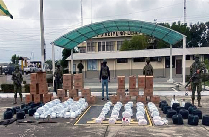 militares-decomisan-material-explosivo-valorado-en-40000-dolares-ecuador221.com_.ec_ Militares decomisan material explosivo valorado en 40.000 dólares