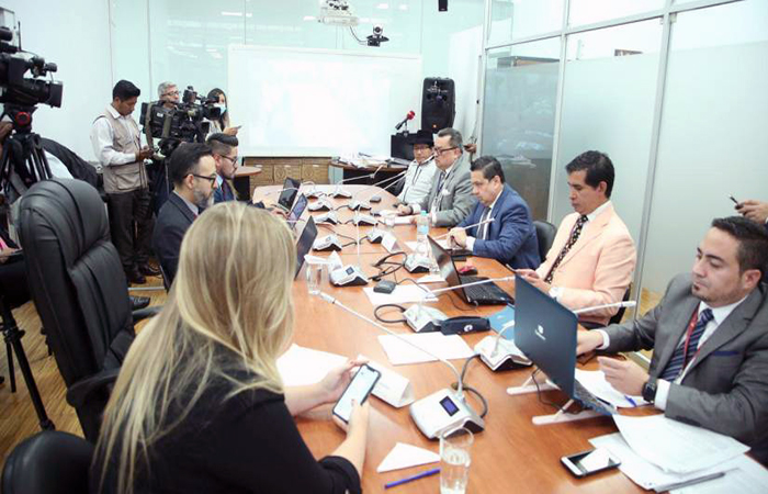 comision-de-fiscalizacion-califica-juicio-politico-contra-cuatro-miembros-del-cpccs-ecuador221.com_.ec_ Comisión de Fiscalización califica juicio político contra cuatro miembros del CPCCS