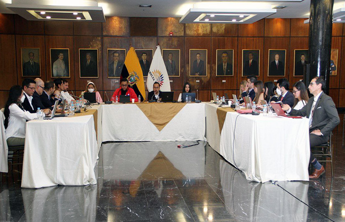 comision-mixta-se-reune-y-se-define-camino-para-ley-de-inversiones-ecuador221.com_.ec_ Comisión Mixta se reúne y se define camino para Ley de Inversiones