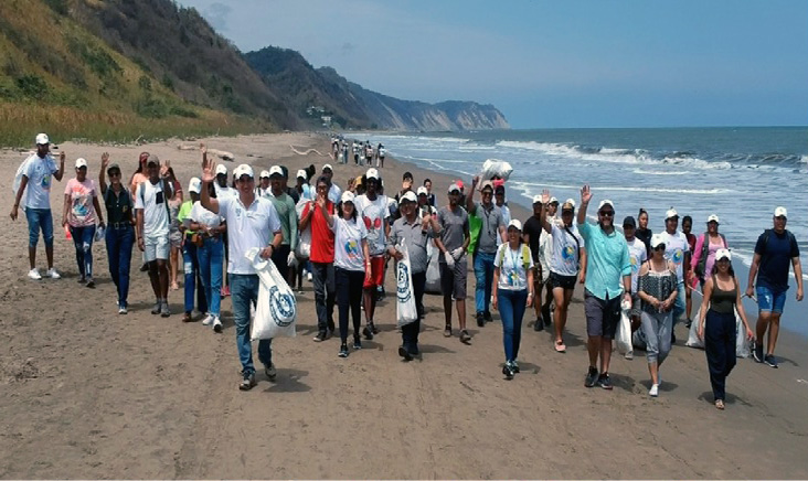 recolectan-55-toneladas-de-basura-en-el-dia-internacional-de-limpieza-de-playas-ecuador221.com_.ec_ Recolectan 55 toneladas de basura en el Día Internacional de Limpieza de Playas