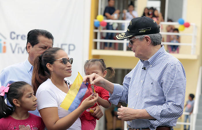 presidente-lasso-entrego-134-viviendas-en-pedro-carbo-ecuador221.com_.ec_ Presidente Lasso entregó 134 viviendas en Pedro Carbo