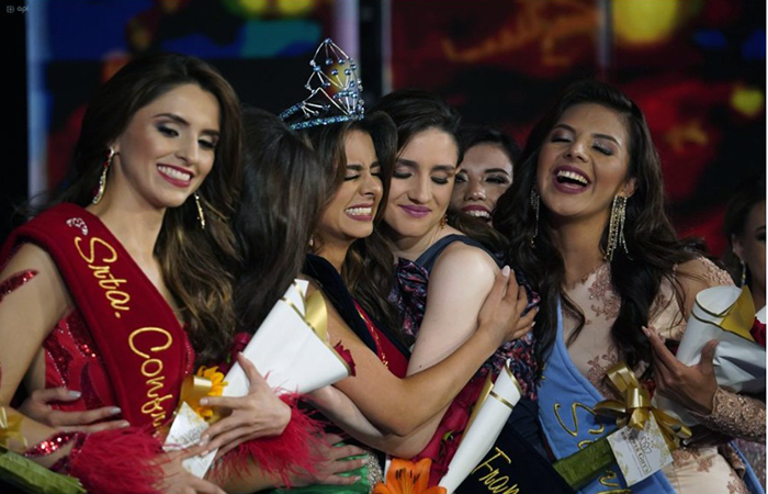 maria-esther-hernandez-es-la-nueva-reina-de-san-francisco-de-quito-ecuador221.com_.ec_ María Esther Hernández es la nueva Reina de San Francisco de Quito