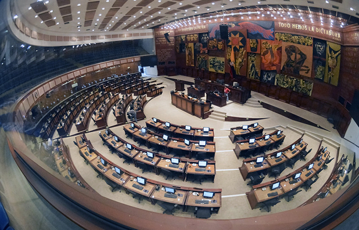 asamblea-ratifica-destitucion-de-cuatro-consejeros-del-cpccs-y-rechaza-injerencia-en-la-funcion-legislativa-ecuador221.com_.ec_ Asamblea ratifica destitución de consejeros del CPCCS y rechaza injerencia externa